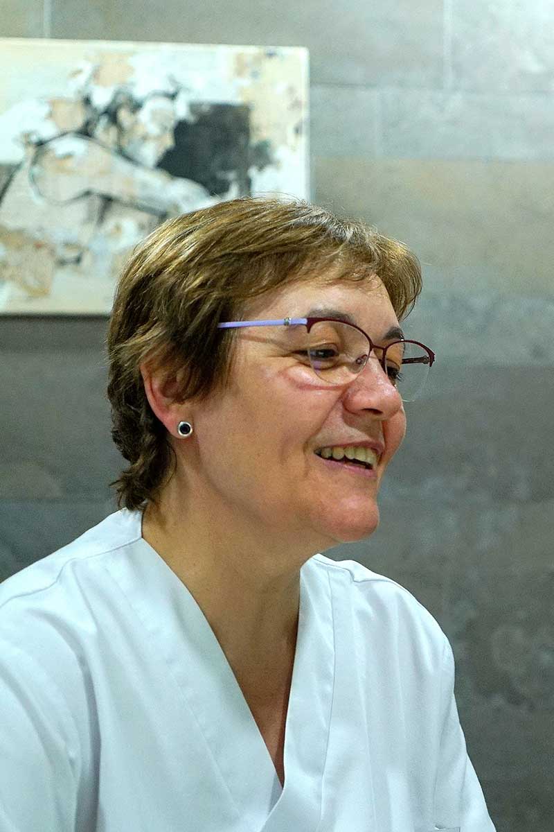 Dra. María Cáceres